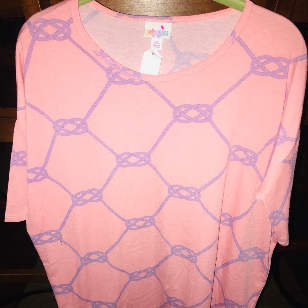 Lularoe Classic Tee